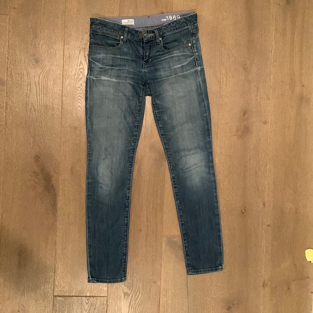 Gap skinny jeans size 26